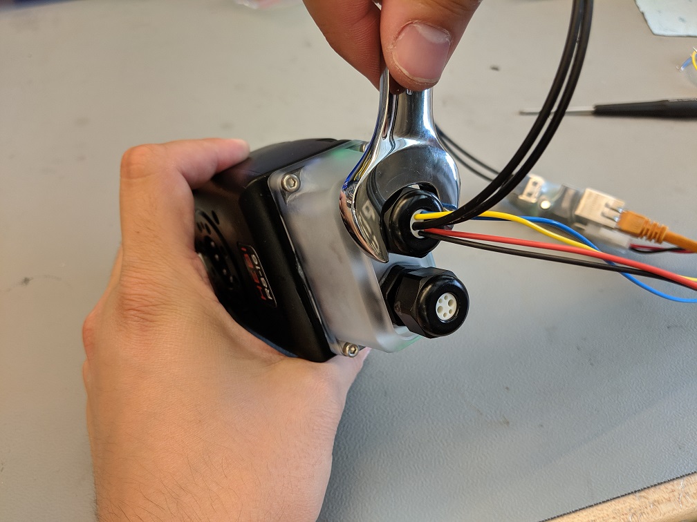 cord grip tighten